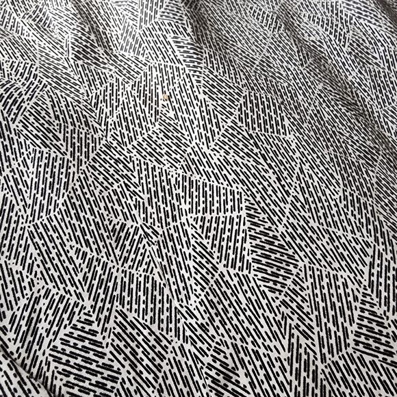 Express Men's White Long Sleeve M Button Up/Down Medium Slim Fit Great Condition - Picture 7 of 8